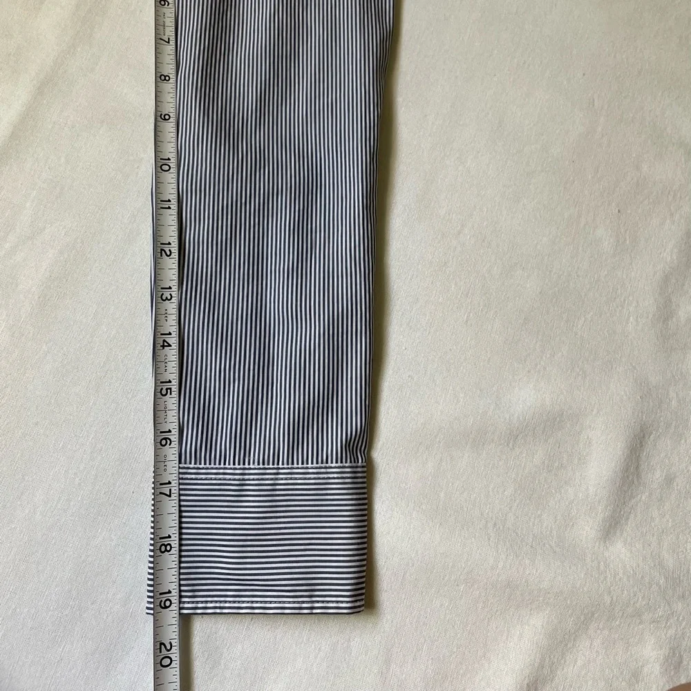 J.Crew women gray striped long sleeve button down shirt